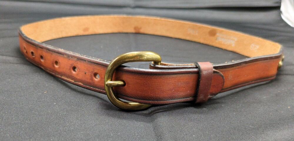 Saddlebred Women's Genuine Leather Belt Size 28 Brown Classic Casual Western